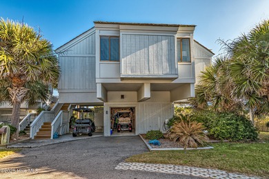 Your Coastal Paradise Awaits in Bald Head Island! Step into this on Bald Head Island Golf Club in North Carolina - for sale on GolfHomes.com, golf home, golf lot