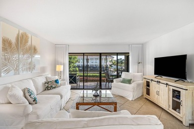 Beautifully updated 2-bedroom, 2-bath second-floor residence in on Quail Ridge Golf Course and Country Club in Florida - for sale on GolfHomes.com, golf home, golf lot