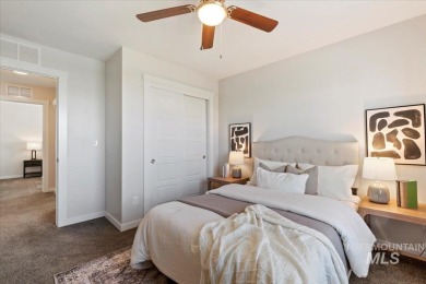 Welcome to this beautifully maintained 3bd 2ba home that feels on Eagle Legacy Golf Course in Idaho - for sale on GolfHomes.com, golf home, golf lot