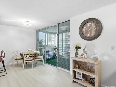 Newly renovated corner end spacious 2 bedrooms in Kahana Kai on Honolulu Country Club in Hawaii - for sale on GolfHomes.com, golf home, golf lot