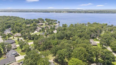 Fantastic opportunity to own 1.08 acres just a golf cart ride to on Patricia Island Golf Club in Oklahoma - for sale on GolfHomes.com, golf home, golf lot