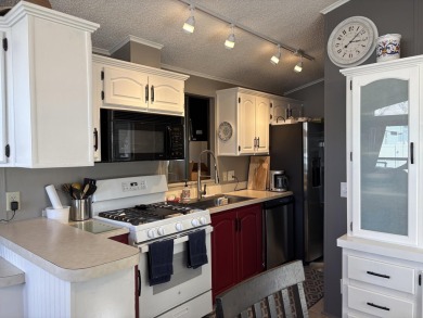 Welcome to Family Friendly Sky Valley Resort! This super cute 2 on Caliente Springs Golf Resort in California - for sale on GolfHomes.com, golf home, golf lot
