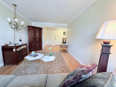 Let me introduce you to a Very Well kept two-bedroom co-op on Forest Park Golf Course in New York - for sale on GolfHomes.com, golf home, golf lot