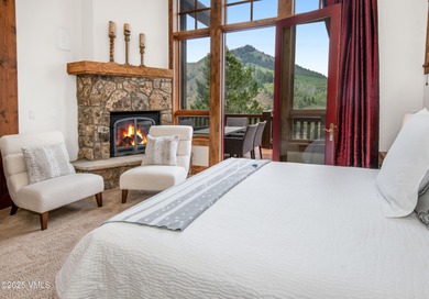 Spacious, warm, and sunny, fully furnished mountain decor home on Eagle Vail Golf Course in Colorado - for sale on GolfHomes.com, golf home, golf lot