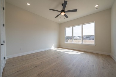 ON GOLD COURSE BACKING EAST!!! ASK ABOUT OUR CLOSING COST on The Club At Comanche Trace in Texas - for sale on GolfHomes.com, golf home, golf lot