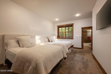 Spacious, warm, and sunny, fully furnished mountain decor home on Eagle Vail Golf Course in Colorado - for sale on GolfHomes.com, golf home, golf lot