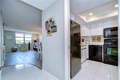 WOW! You will be astounded by the Gorgeous Views of Tampa Bay on Cove Cay Country Club in Florida - for sale on GolfHomes.com, golf home, golf lot