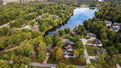 Welcome to 1084 W Star Circle--an inviting 3-bedroom, 2-bath on Christmas Lake Golf Course in Indiana - for sale on GolfHomes.com, golf home, golf lot