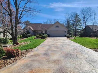 GOLF FRONT HOME! This impressive well-maintained 3406 sq ft home on Stonehenge Golf Course in Tennessee - for sale on GolfHomes.com, golf home, golf lot