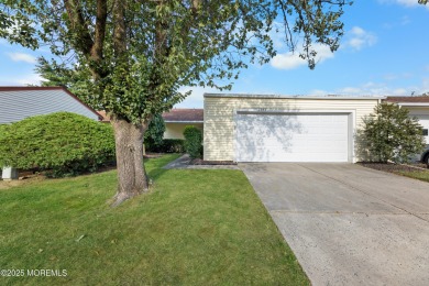 Welcome to this beautifully renovated 2 bedroom, 2 bath ranch on Clearbrook Golf Club in New Jersey - for sale on GolfHomes.com, golf home, golf lot