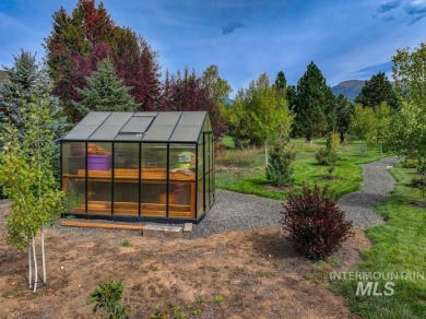 Luxury mountain living in sought-after Jug Mountain Ranch! This on Jug Mountain Ranch Golf Course in Idaho - for sale on GolfHomes.com, golf home, golf lot
