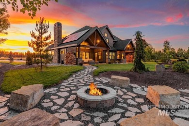 Luxury mountain living in sought-after Jug Mountain Ranch! This on Jug Mountain Ranch Golf Course in Idaho - for sale on GolfHomes.com, golf home, golf lot