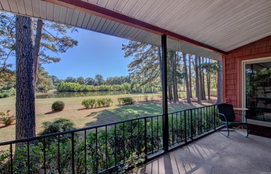 This spacious home in Foxwood offers 3 bedrooms and 3 1/2  baths on Foxwood Golf Club in Arkansas - for sale on GolfHomes.com, golf home, golf lot