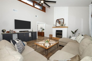 Discover comfort and privacy in this charming and updated on Rio Pinar Golf and Country Club in Florida - for sale on GolfHomes.com, golf home, golf lot