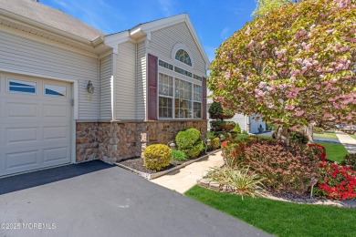2 bed, 2 bath home in the desirable 55+ Renaissance Adult on Renaissance Country Club in New Jersey - for sale on GolfHomes.com, golf home, golf lot
