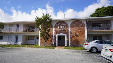 Bank Owned, 2 bed/2 bath condo located in an all-age community on Crystal Lake Country Club in Florida - for sale on GolfHomes.com, golf home, golf lot