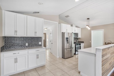 Wonderful 3-bedroom 2-bath pool home in the desirable community on Citrus Hills Golf Club in Florida - for sale on GolfHomes.com, golf home, golf lot