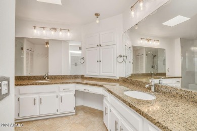 Popular Zuni model is bright, pristine and absolutely move-in on Cottonwood Country Club in Arizona - for sale on GolfHomes.com, golf home, golf lot