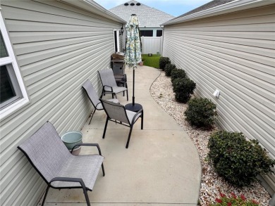 This immaculate 2 bedroom, 2 bath Moonstone Patio Villa offers 1 on Pennbrooke Fairways in Florida - for sale on GolfHomes.com, golf home, golf lot