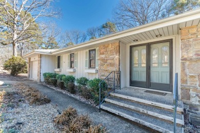 Lots of square footage for the money! West end home near on DeSoto Golf Course in Arkansas - for sale on GolfHomes.com, golf home, golf lot