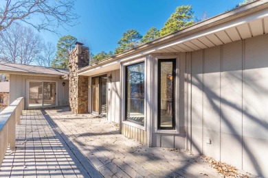 Lots of square footage for the money! West end home near on DeSoto Golf Course in Arkansas - for sale on GolfHomes.com, golf home, golf lot
