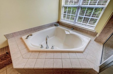 Carefree Pocono Living! Desirable Country Club Townhome Offering on Country Club of the Poconos Golf Course in Pennsylvania - for sale on GolfHomes.com, golf home, golf lot