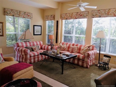 Wonderful private setting  for this 3 bedrooms,  2.5 baths, 2 on Harbour Ridge Yacht and Country Club in Florida - for sale on GolfHomes.com, golf home, golf lot