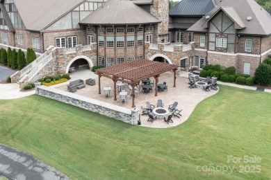 Perfectly thought-out space in this Palisades home! The open on The Palisades Country Club in North Carolina - for sale on GolfHomes.com, golf home, golf lot