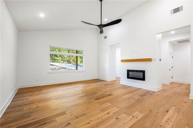 Brand-New Home in Beautiful Bella Vista! Stunning 3BR/2BA new on Branchwood Golf Course in Arkansas - for sale on GolfHomes.com, golf home, golf lot