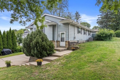 Ready to own in Wauwatosa -- without the heavy price tag? This on Currie Park Golf Club in Wisconsin - for sale on GolfHomes.com, golf home, golf lot