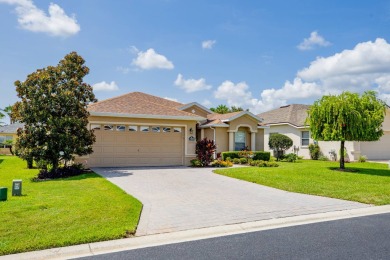 ANOTHER PRICE REDUCTION BY MOTIVATED SELLER!  OFFERING BUYER on Summerglen Country Club in Florida - for sale on GolfHomes.com, golf home, golf lot