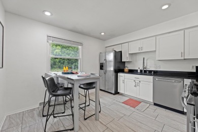 Ready to own in Wauwatosa -- without the heavy price tag? This on Currie Park Golf Club in Wisconsin - for sale on GolfHomes.com, golf home, golf lot