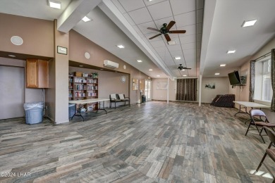 On leased land - Lakeview Escape - Fully Furnished, Steps from on London Bridge Golf Course in Arizona - for sale on GolfHomes.com, golf home, golf lot
