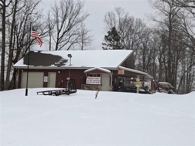 This beautifully updated 1-bedroom, 1-bath Quadna Mountain on Quadna Mountain Resort Golf Course in Minnesota - for sale on GolfHomes.com, golf home, golf lot