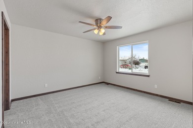 Calling all golfers!! This 3 bed/2 bath single-level home in on Prairie Falls Golf Club in Idaho - for sale on GolfHomes.com, golf home, golf lot