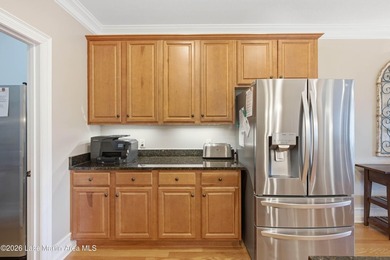 This BEAUTIFUL condo is one of the LARGER 2005 sqft condos in on Stillwaters Golf and Country Club in Alabama - for sale on GolfHomes.com, golf home, golf lot