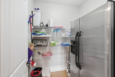 This BEAUTIFUL condo is one of the LARGER 2005 sqft condos in on Stillwaters Golf and Country Club in Alabama - for sale on GolfHomes.com, golf home, golf lot