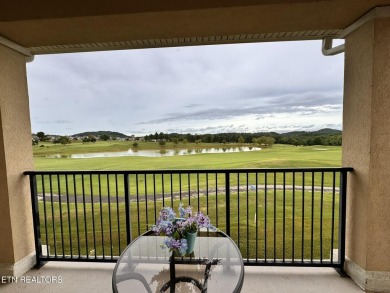 TOP FLOOR!!! Most desirable location!  
This is truly a Lock on Rarity Bay Country Club - Loudon in Tennessee - for sale on GolfHomes.com, golf home, golf lot