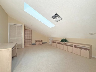 This beautifully maintained resort home features 1 bedroom, 1.5 on The Great Outdoors Golf and Country Club in Florida - for sale on GolfHomes.com, golf home, golf lot