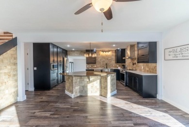 This beautifully remodeled 2,885 sq. ft. custom home offers on Gene Pray Memorial Golf Course in Missouri - for sale on GolfHomes.com, golf home, golf lot