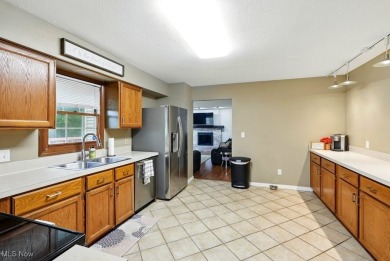 Welcome to this charming and thoughtfully updated 3-bedroom on Fox Den Golf Course in Ohio - for sale on GolfHomes.com, golf home, golf lot