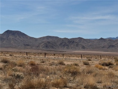 Beautiful level lot ready to build your new home! This lot sits on Valle Vista Golf Course in Arizona - for sale on GolfHomes.com, golf home, golf lot