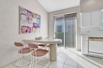 Opportunity awaits in this 3 bedroom, 2 bathroom single-family on  in Florida - for sale on GolfHomes.com, golf home, golf lot