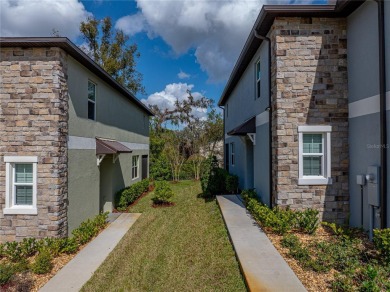 Immaculate 3BR/2.5BA townhouse located in Zephyrhills, close to on Silverado Golf and Country Club in Florida - for sale on GolfHomes.com, golf home, golf lot