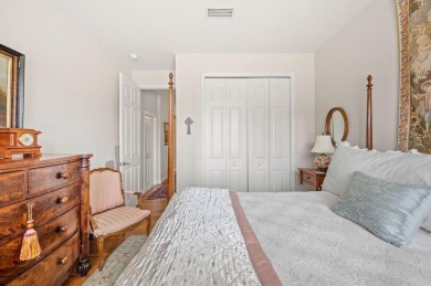 Gated in beautiful MISSION LAKES AT OAKBRIDGE! This 3 bedroom, 2 on Grasslands Golf and Country Club in Florida - for sale on GolfHomes.com, golf home, golf lot