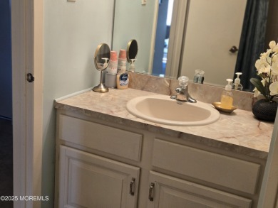 Hawthorne model....NEWER GAS HEAT AND CENTRAL AIR...Thermal on Lions Head Country Club in New Jersey - for sale on GolfHomes.com, golf home, golf lot