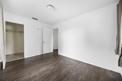 Great opportunity in the heart of Lake Worth Beach. This home on Lake Worth Municipal Golf Course in Florida - for sale on GolfHomes.com, golf home, golf lot