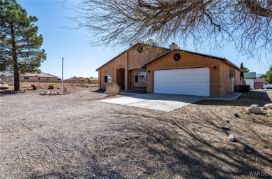 Take a peek at this 3-bedroom, 2-bathroom home located in the on Valle Vista Golf Course in Arizona - for sale on GolfHomes.com, golf home, golf lot