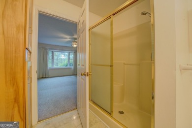 Year-round big water views of Jackson Lake!! This 3-bedroom & 2 on Turtle Cove Golf Course in Georgia - for sale on GolfHomes.com, golf home, golf lot
