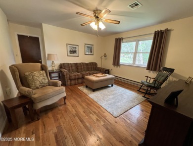 Welcome to 262 B Laurel Ct, an Oakwood II model in Crestwood on Keswick Village Golf Course in New Jersey - for sale on GolfHomes.com, golf home, golf lot